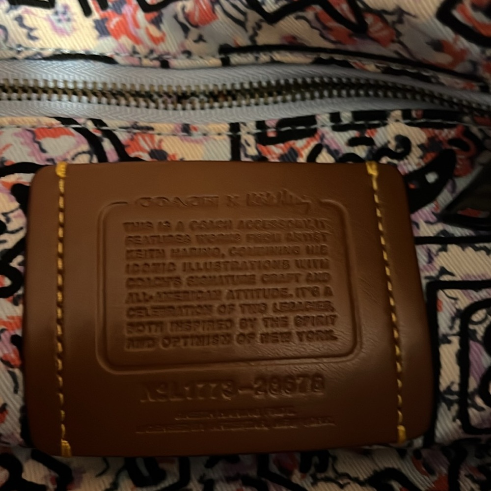 Coach X Keith Haring Turnlock Wrislet - Picture 9 of 10